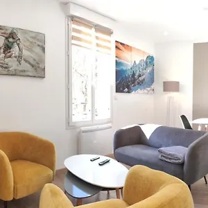 Appartement Joli Rénové Avec Terrasse, Brides-les-Bains